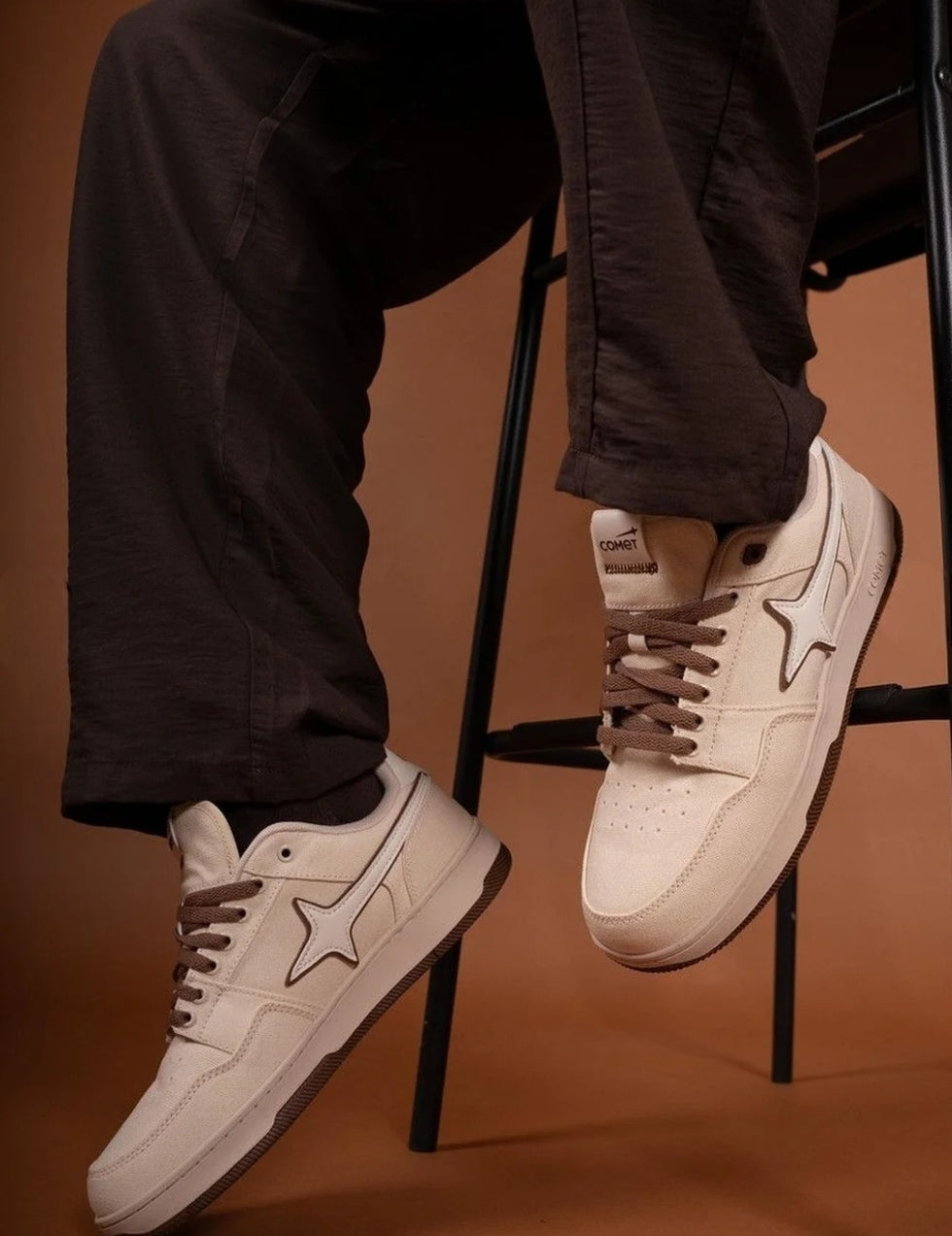 Comet Unisex X Lows Cortado Sneakers