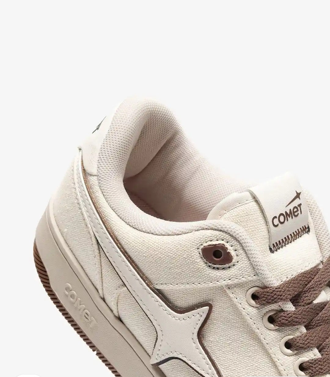 Comet Unisex X Lows Cortado Sneakers